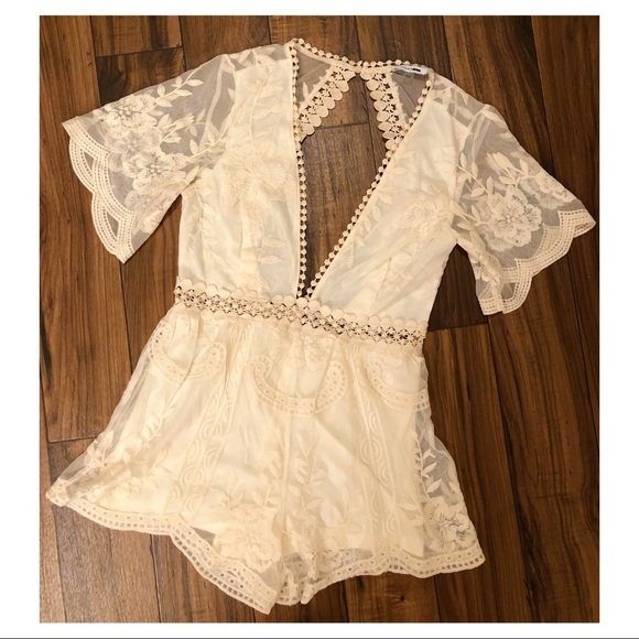 Lace Romper, size S - Picture 3 of 8